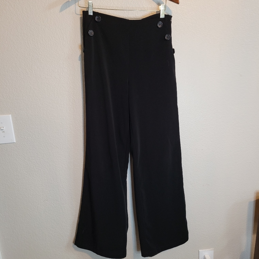 Wide leg pants